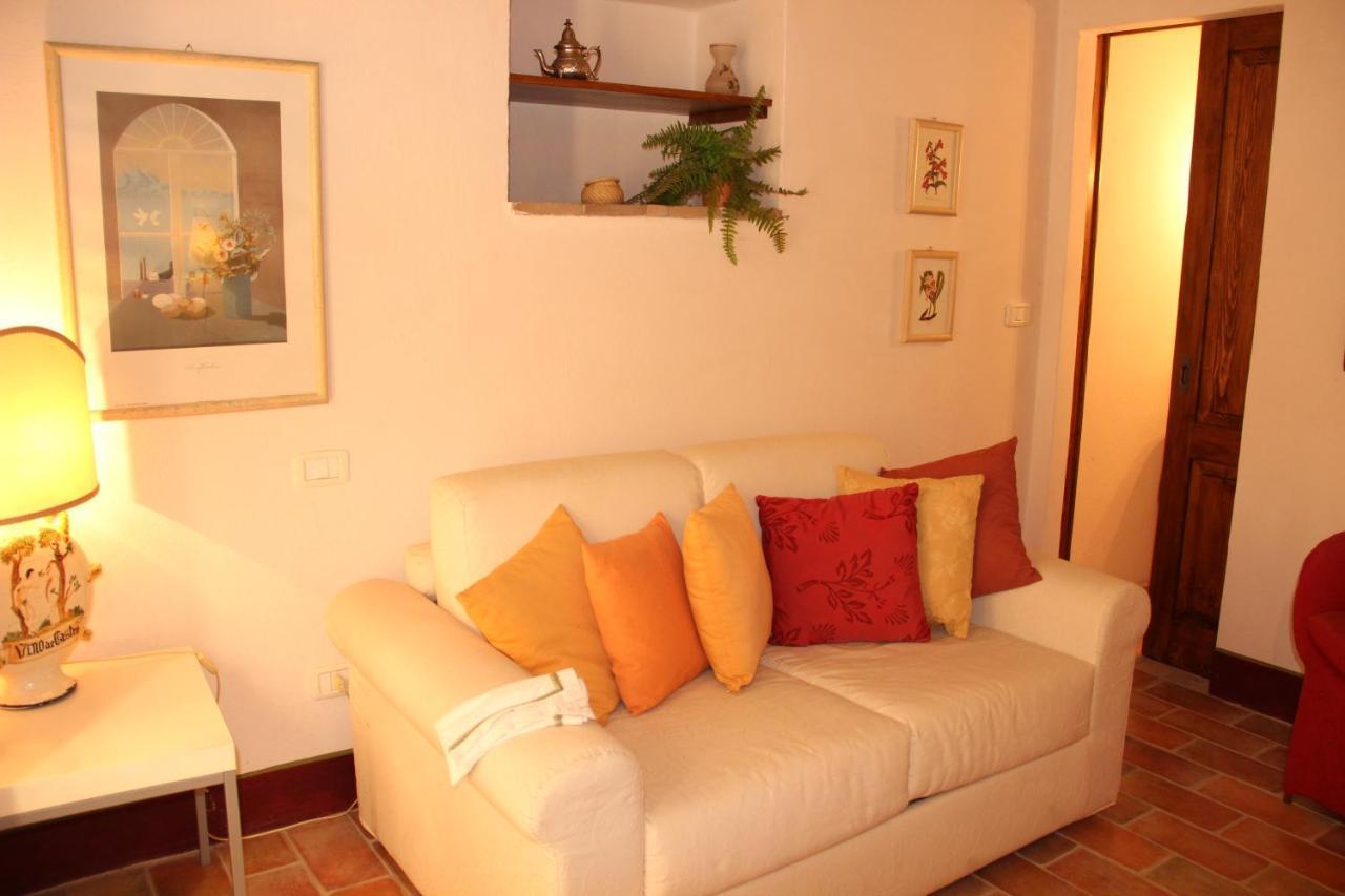 Trilocale Nel Centro Storico Apartment Montemerano Exterior photo